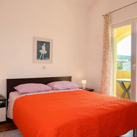 Apartment Dora - Rab141 By Interhome