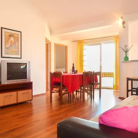 Dora - Rab141 By Interhome Rab Town